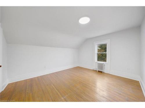 115 West Main Street, Welland, ON - Indoor Photo Showing Other Room