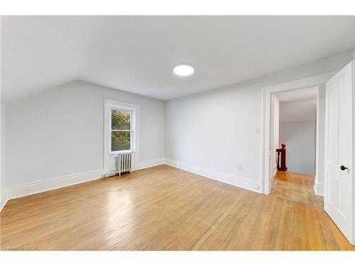 115 West Main Street, Welland, ON - Indoor Photo Showing Other Room