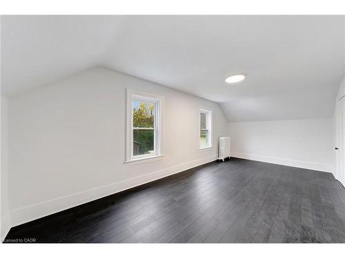 115 West Main Street, Welland, ON - Indoor Photo Showing Other Room