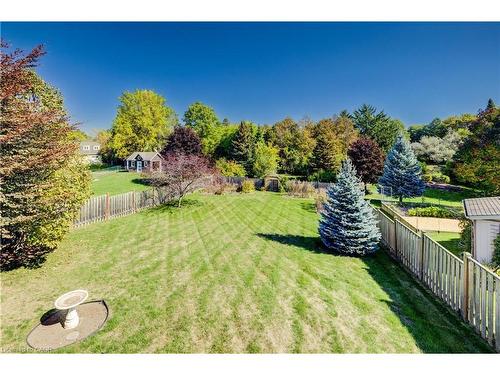 430 Caryndale Drive, Kitchener, ON - Outdoor