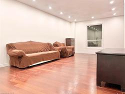 2-433 Keats Way  Waterloo, ON N2L 5S7