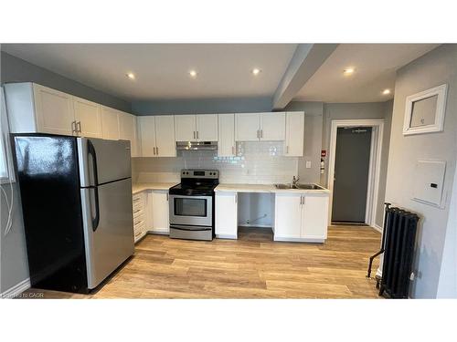 5-468 Main Street E, Hamilton, ON - Indoor Photo Showing Kitchen With Stainless Steel Kitchen With Double Sink