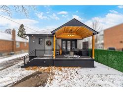 30 Coules Court  Toronto, ON M8W 2N9