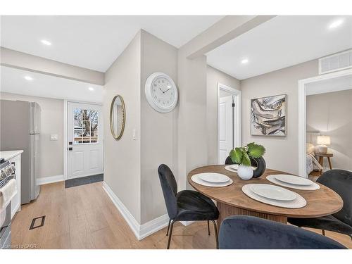 156 Walter Avenue N, Hamilton, ON - Indoor Photo Showing Kitchen With Upgraded Kitchen