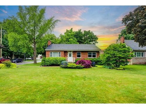 1 Bryant Court, Hamilton, ON - Outdoor