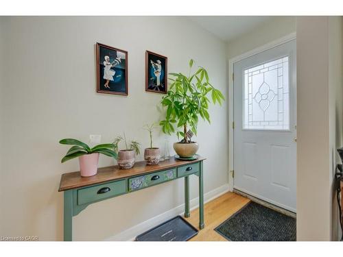 1 Bryant Court, Hamilton, ON - Indoor Photo Showing Other Room