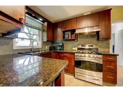 1 Bryant Court, Hamilton, ON - Indoor Photo Showing Kitchen With Double Sink