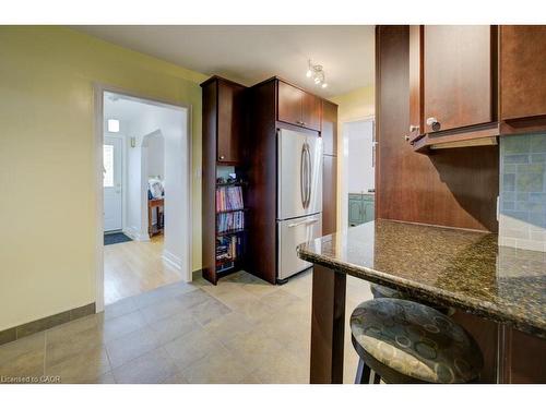 1 Bryant Court, Hamilton, ON - Indoor