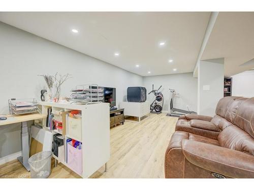 1 Bryant Court, Hamilton, ON - Indoor