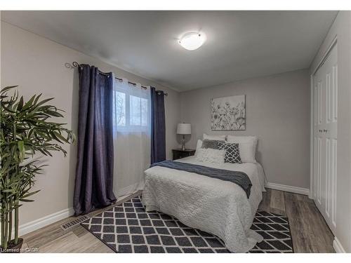 156 Donald Street, Kitchener, ON - Indoor Photo Showing Bedroom