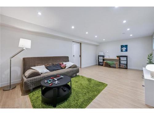 1352 Vancouver Crescent, Burlington, ON - Indoor