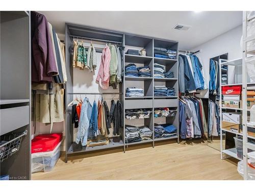 1352 Vancouver Crescent, Burlington, ON - Indoor With Storage