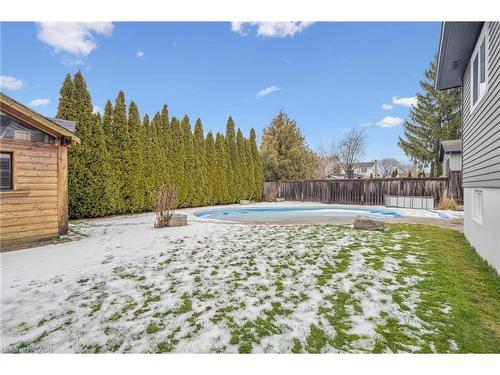 1352 Vancouver Crescent, Burlington, ON - Outdoor With Backyard