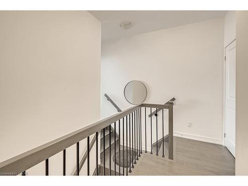 218 Huguenot Road, Oakville, ON - Indoor Photo Showing Other Room