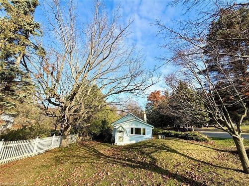 96 Ridge Road W Grimsby, ON L3M 4E7