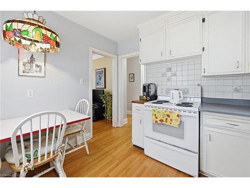 291 Merle Avenue, Burlington, ON - Indoor Photo Showing Kitchen