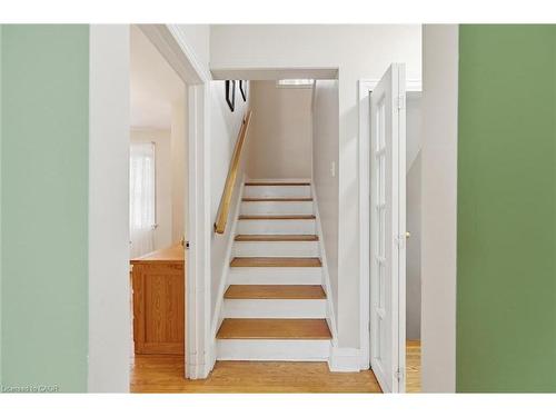 291 Merle Avenue, Burlington, ON - Indoor Photo Showing Other Room