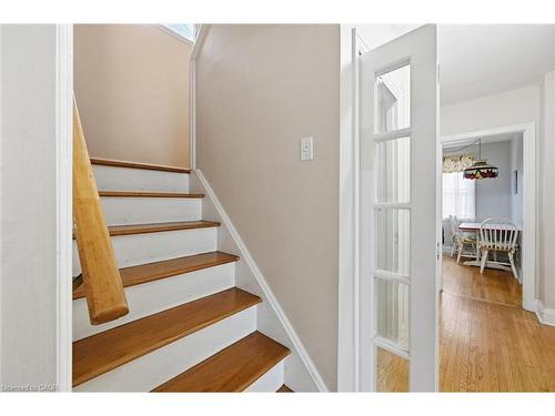 291 Merle Avenue, Burlington, ON - Indoor Photo Showing Other Room