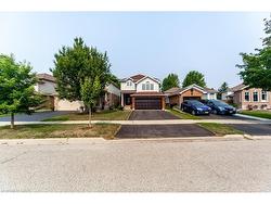 Main-579 Windjammer Way  Waterloo, ON N2K 3Z6