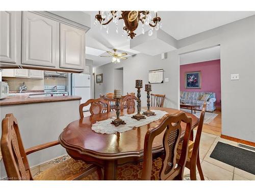 255 Highway 8, Hamilton, ON - Indoor Photo Showing Dining Room