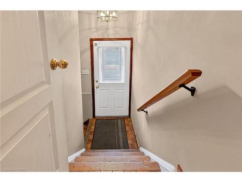 255 Highway 8, Hamilton, ON - Indoor Photo Showing Other Room