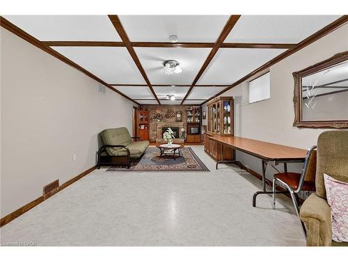 255 Highway 8, Hamilton, ON - Indoor Photo Showing Other Room