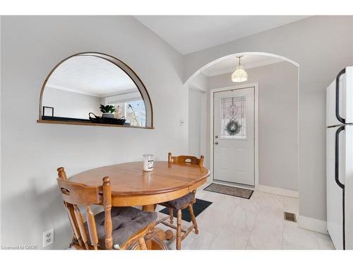 88 Lorne Crescent, Kitchener, ON - Indoor Photo Showing Dining Room