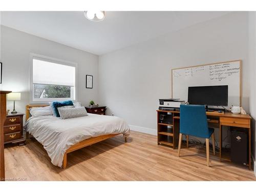 88 Lorne Crescent, Kitchener, ON - Indoor Photo Showing Bedroom
