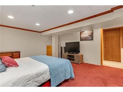 88 Lorne Crescent, Kitchener, ON - Indoor Photo Showing Bedroom