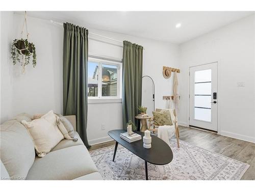 48 Frederick Avenue, Hamilton, ON - Indoor