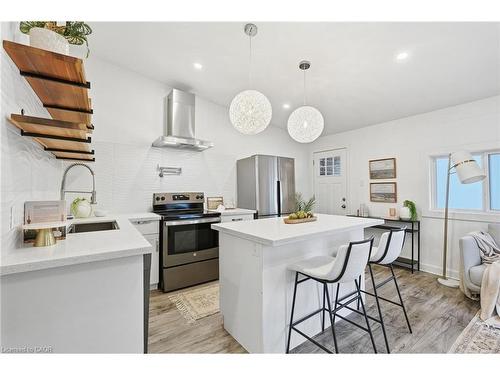48 Frederick Avenue, Hamilton, ON - Indoor Photo Showing Kitchen With Upgraded Kitchen