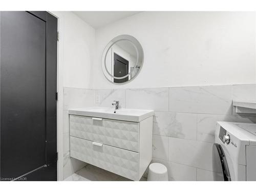 48 Frederick Avenue, Hamilton, ON - Indoor Photo Showing Other Room