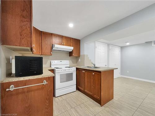 157 Twin Crescent, Hamilton, ON - Indoor Photo Showing Kitchen With Double Sink