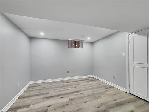 157 Twin Crescent, Hamilton, ON - Indoor