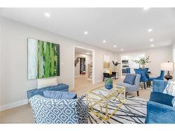 2392 Arnold Crescent  Burlington, ON L7P 4G3