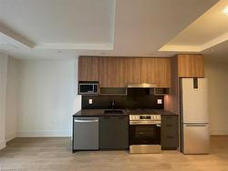 1306-206 King Street W Hamilton, ON L8P 1A5