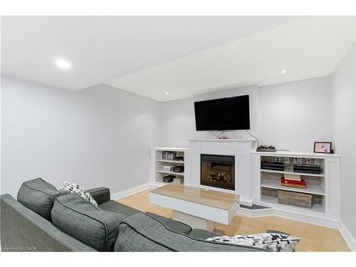 71 Allanbrook Street, Stoney Creek, ON - Indoor Photo Showing Living Room With Fireplace
