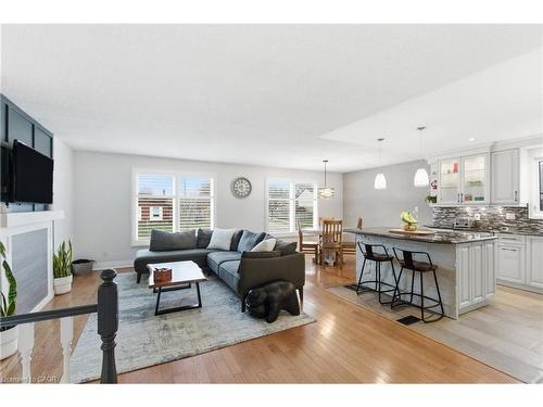 71 Allanbrook Street, Stoney Creek, ON - Indoor