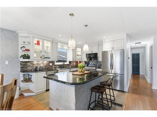 71 Allanbrook Street, Stoney Creek, ON - Indoor Photo Showing Kitchen With Stainless Steel Kitchen With Upgraded Kitchen