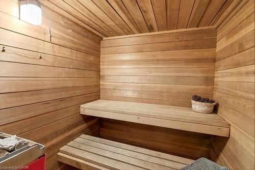 29 Woodside Drive, Hamilton, ON - Indoor Photo Showing Other Room