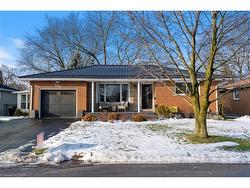 306 Adams Avenue  Delhi, ON N4B 2Y5