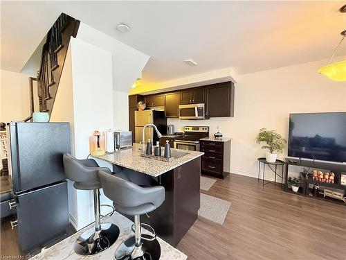 922 Apple Hill Lane, Kitchener, ON - Indoor