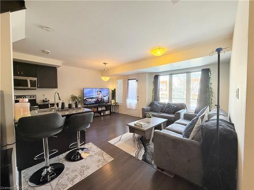 922 Apple Hill Lane, Kitchener, ON - Indoor Photo Showing Other Room