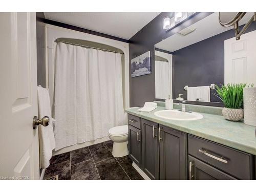 33 Orchid Crescent, Kitchener, ON - Indoor Photo Showing Bathroom