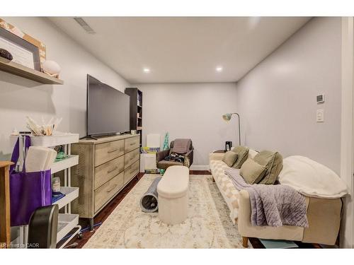 33 Orchid Crescent, Kitchener, ON - Indoor