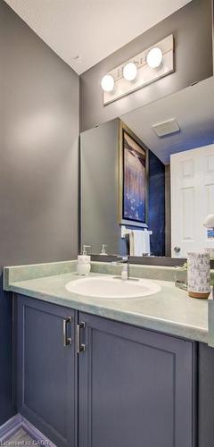 33 Orchid Crescent, Kitchener, ON - Indoor Photo Showing Bathroom