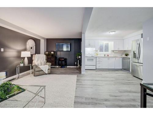 33 Orchid Crescent, Kitchener, ON - Indoor