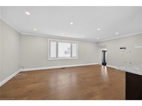 124 Southwood Drive, Cambridge, ON - Indoor Photo Showing Other Room