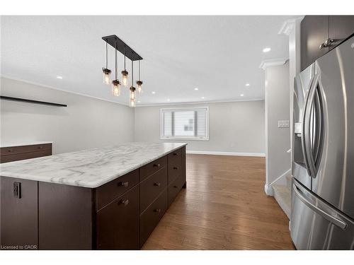 124 Southwood Drive, Cambridge, ON - Indoor Photo Showing Kitchen