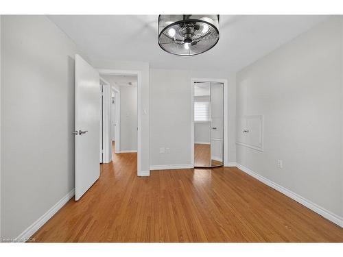 124 Southwood Drive, Cambridge, ON - Indoor Photo Showing Other Room